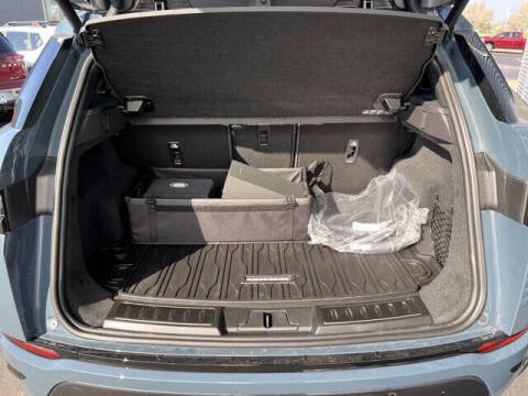 2026 Land Rover Range Rover Evoque P250 Dynamic SE