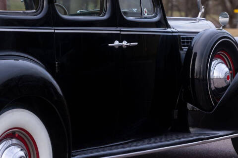 1939 Packard Super 8