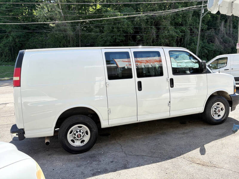 2018 GMC Savana 2500