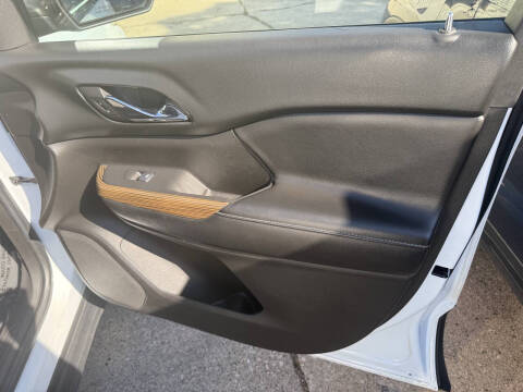 2017 GMC Acadia SLE-2