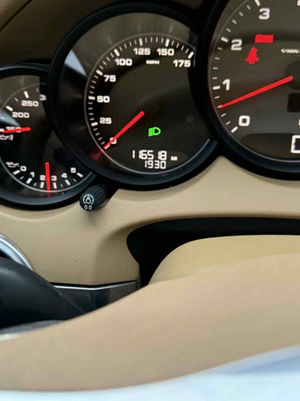 2011 Porsche Cayenne S