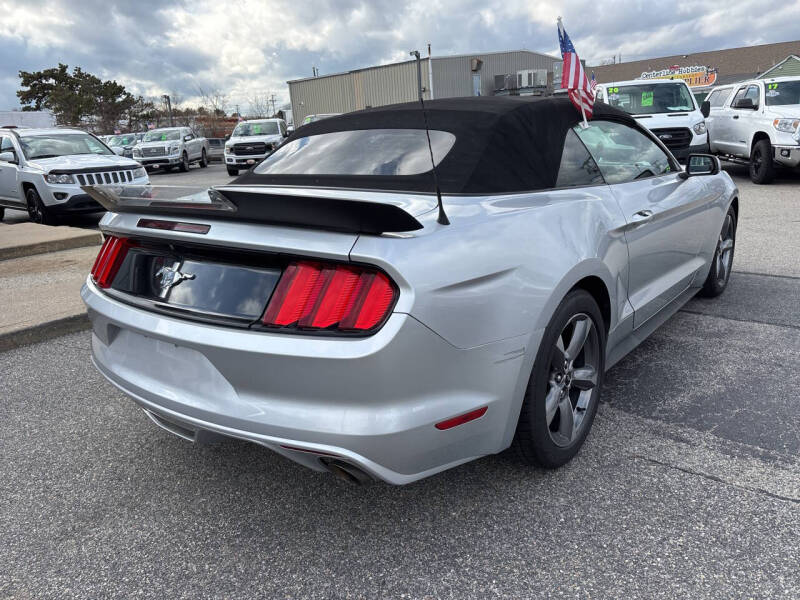 2015 Ford Mustang V6
