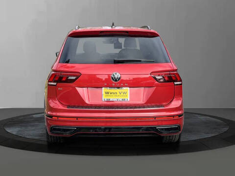 2024 Volkswagen Tiguan SE R-Line Black