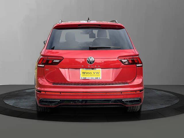 2024 Volkswagen Tiguan SE R-Line Black