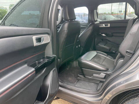 2023 Ford Explorer ST-Line