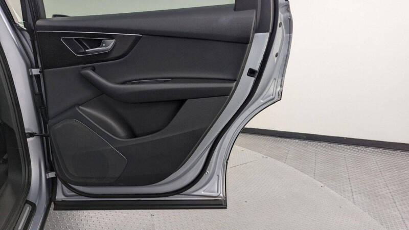 2022 Audi Q7 quattro Premium 45 TFSI