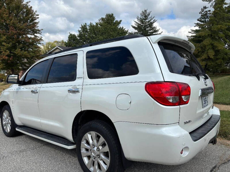 2010 Toyota Sequoia Platinum