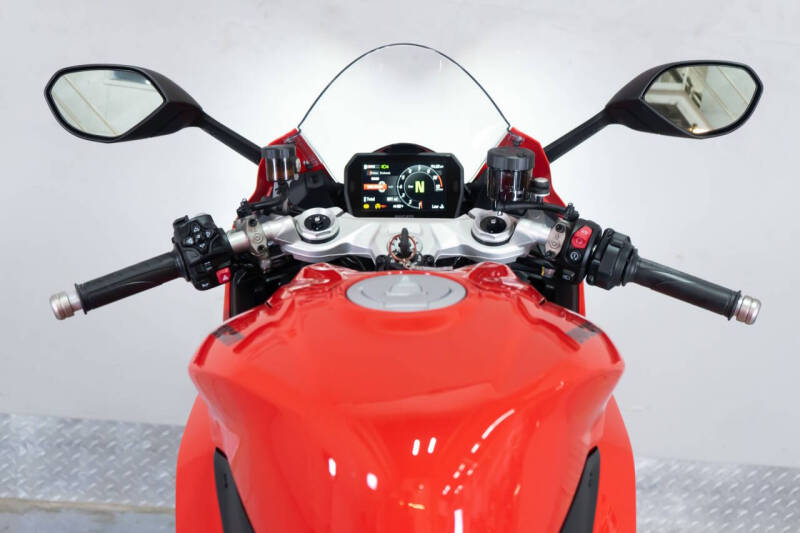 2026 Ducati Panigale V2