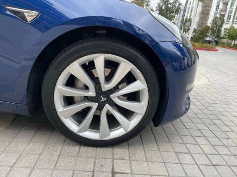2020 Tesla Model 3 Long Range