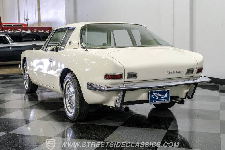 1963 Studebaker Avanti