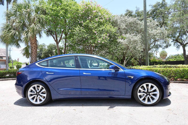 2019 Tesla Model 3 Standard Range Plus