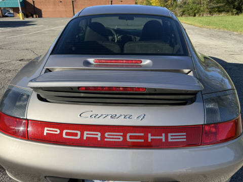 2003 Porsche 911 Carrera 4S