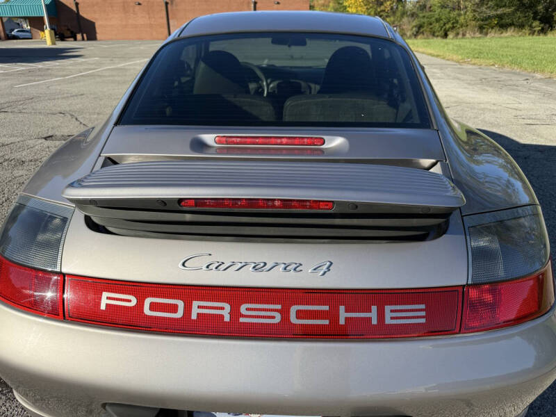 2003 Porsche 911 Carrera