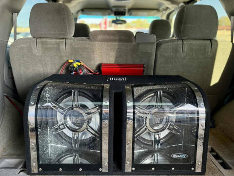 2004 Chevrolet Tahoe LS