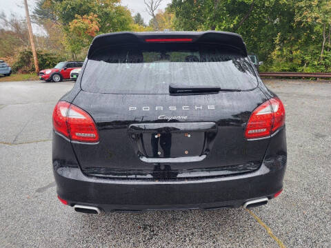 2014 Porsche Cayenne Platinum