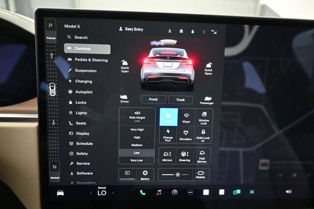 2025 Tesla Model X