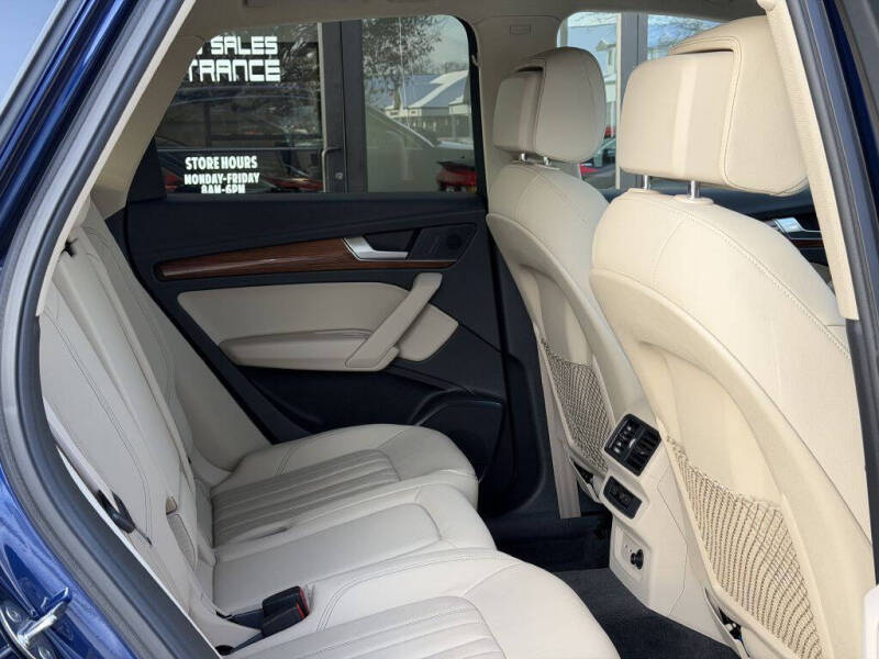 2022 Audi Q5 quattro S line Premium 45 TFSI