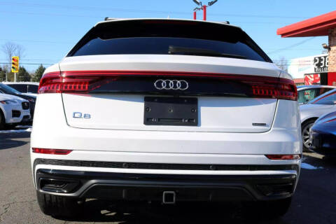 2020 Audi Q8 quattro Premium Plus 55 TFSI