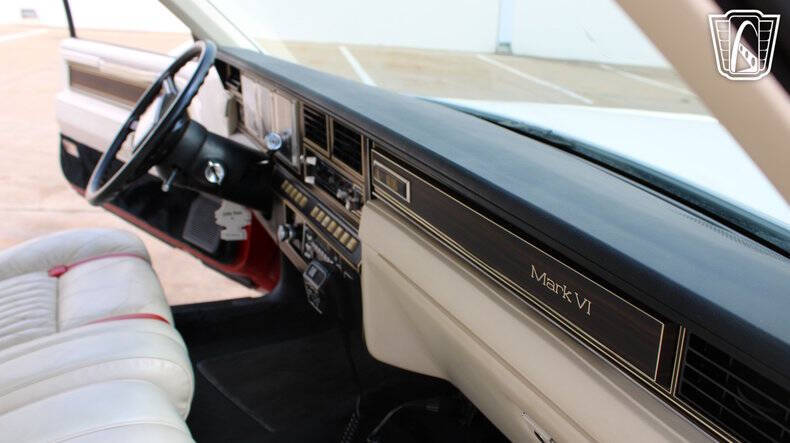 1982 Lincoln Mark VI