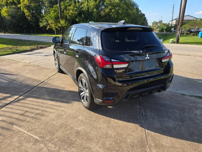 2020 Mitsubishi Outlander Sport SE