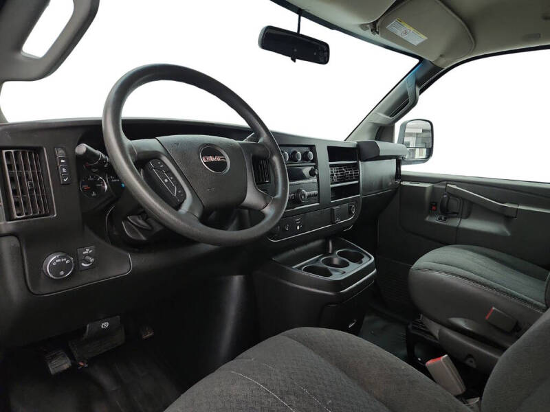 2020 GMC Savana 2500