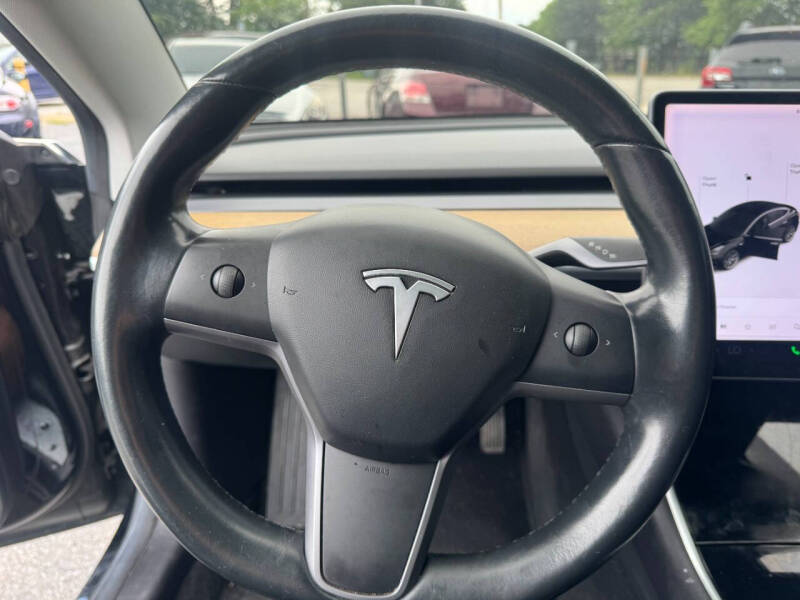 2019 Tesla Model 3 Standard Range
