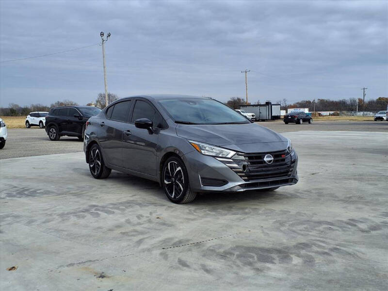 2024 Nissan Versa SR