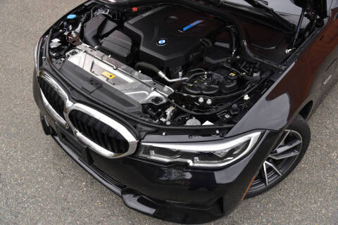 2022 BMW 3 Series 330e xDrive