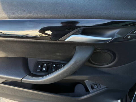 2022 BMW X1 sDrive28i