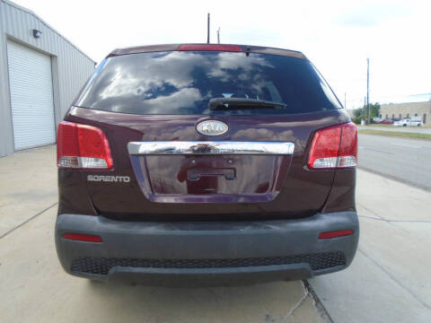 2011 Kia Sorento LX