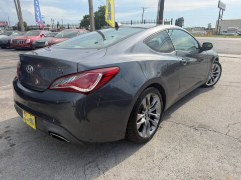 2014 Hyundai Genesis Coupe 2.0T R-Spec