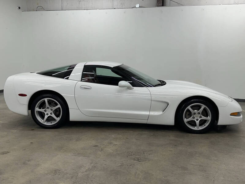 2004 Chevrolet Corvette