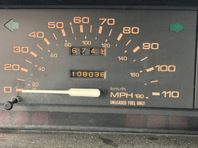1988 Mazda B2200