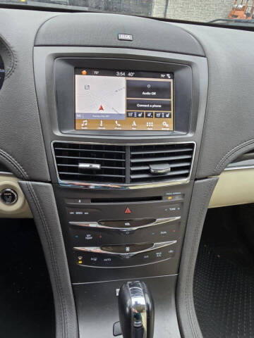 2019 Lincoln MKT Reserve