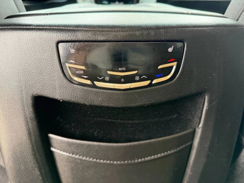 2018 Cadillac Escalade Luxury