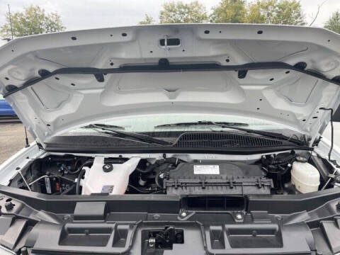 2025 Chevrolet Express 2500