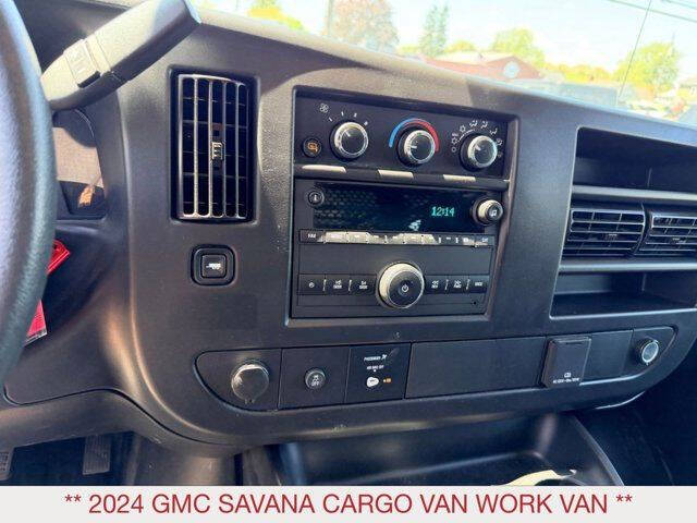 2024 GMC Savana 2500