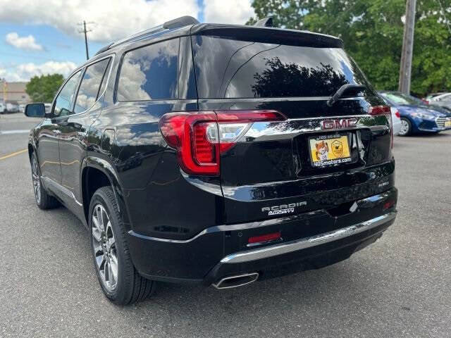 2021 GMC Acadia Denali