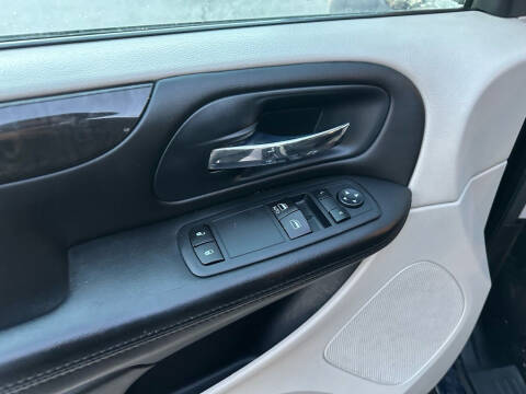 2013 Dodge Grand Caravan SE