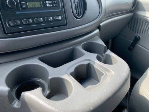 2005 Ford E-Series E-350 SD