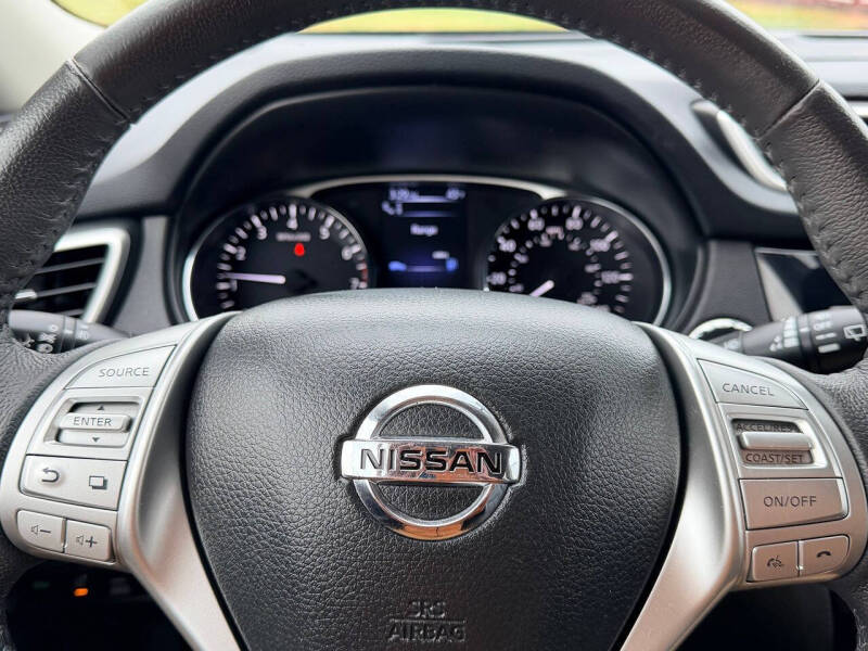 2015 Nissan Rogue SV