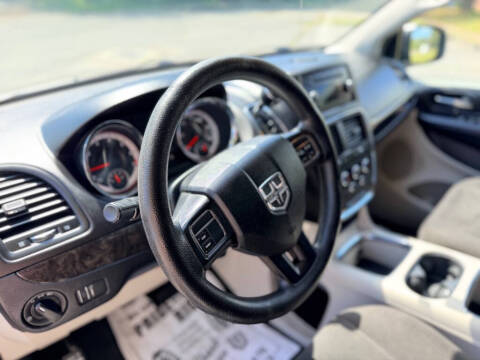 2013 Dodge Grand Caravan SXT