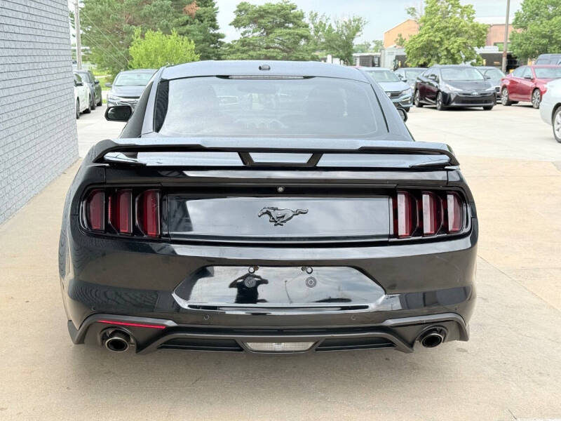 2019 Ford Mustang EcoBoost