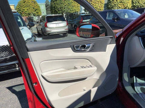 2023 Volvo XC60 B5 Core