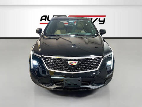 2024 Cadillac XT4 Premium Luxury