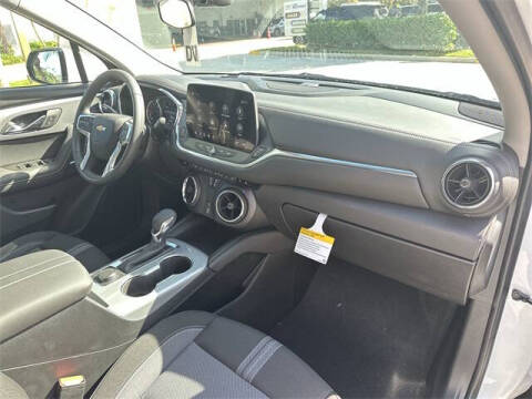 2025 Chevrolet Blazer LT