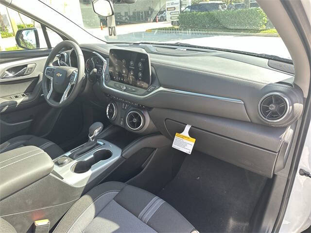 2025 Chevrolet Blazer LT