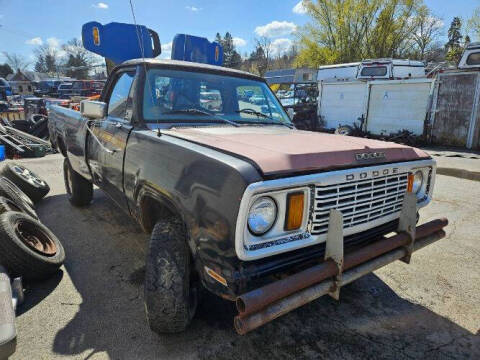 1977 Dodge D150 Pickup