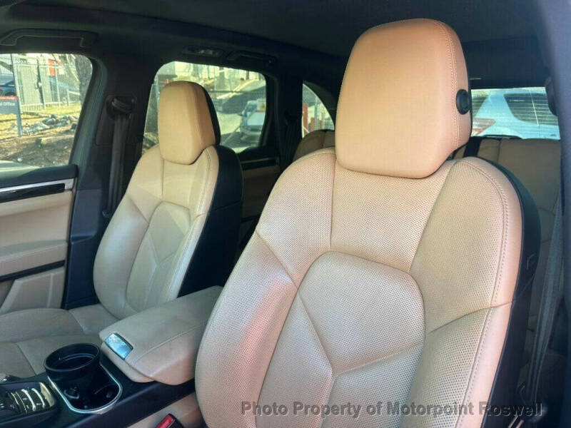 2016 Porsche Cayenne