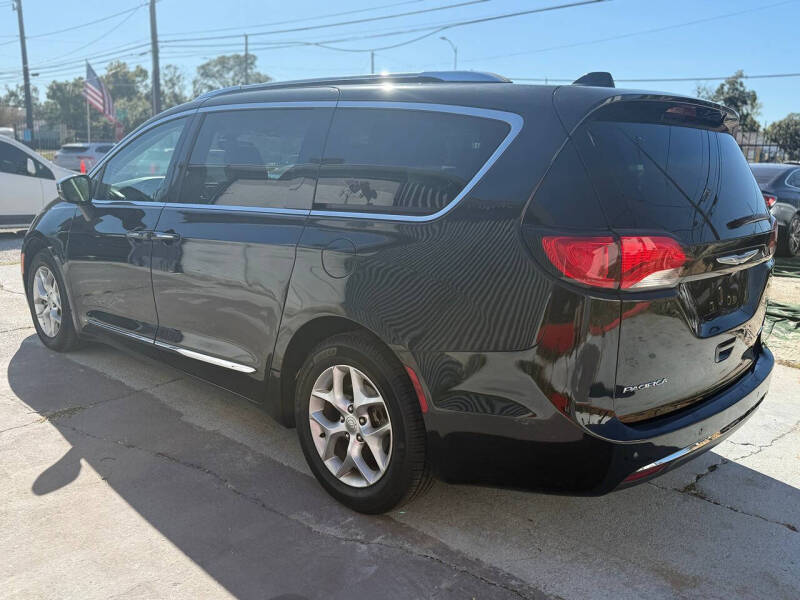 2020 Chrysler Pacifica Limited